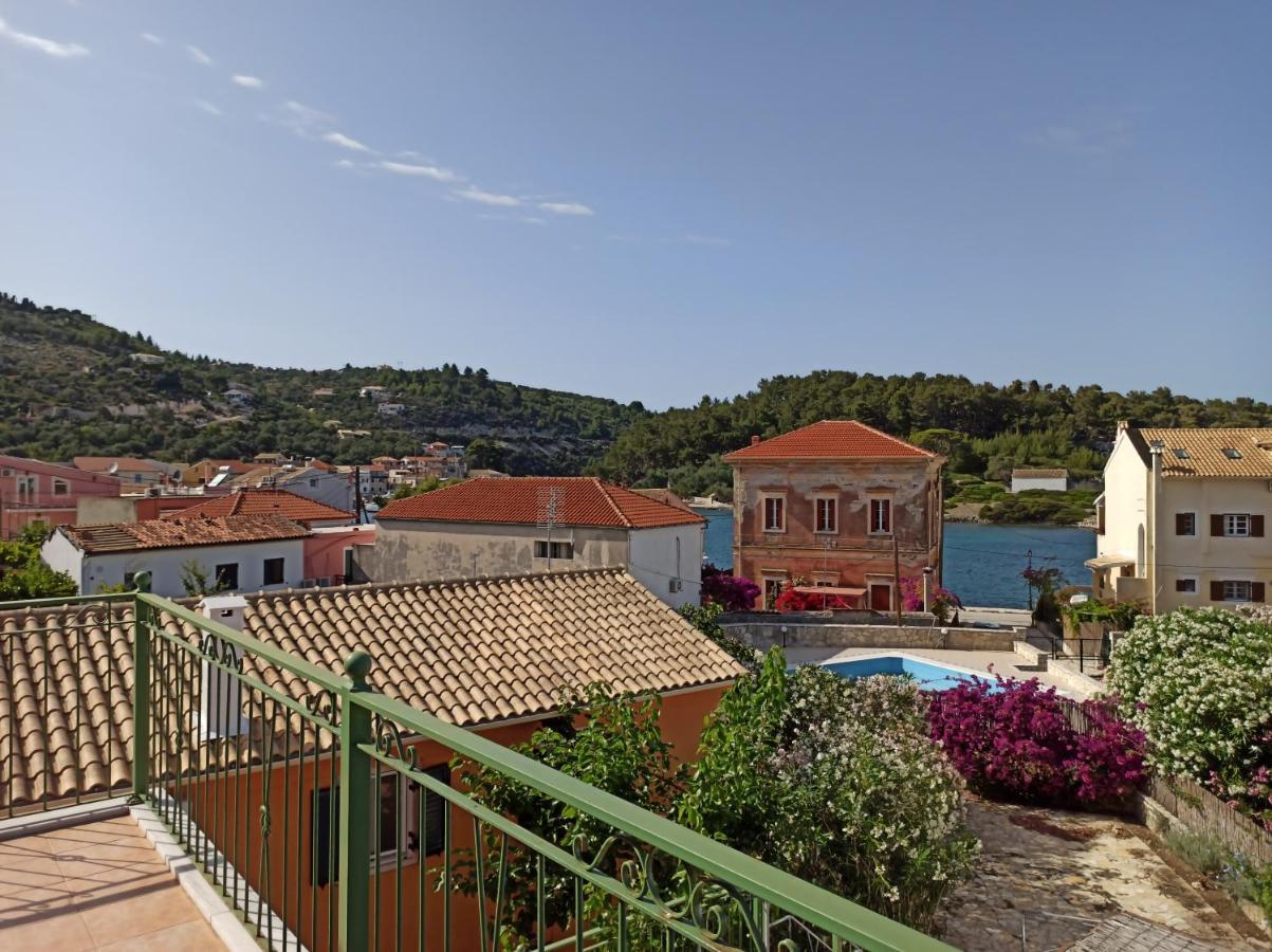 Avra Villa Gaios Eksteriør billede